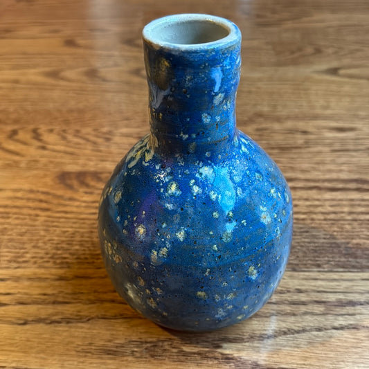 Necked vase