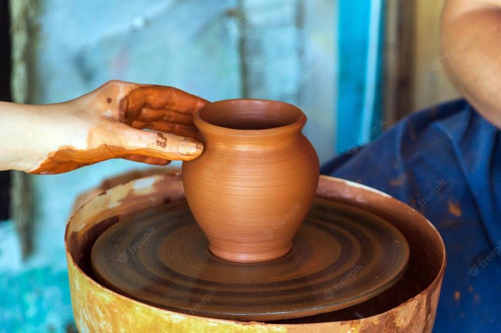 The Benefits of Using a Kickwheel for Pottery